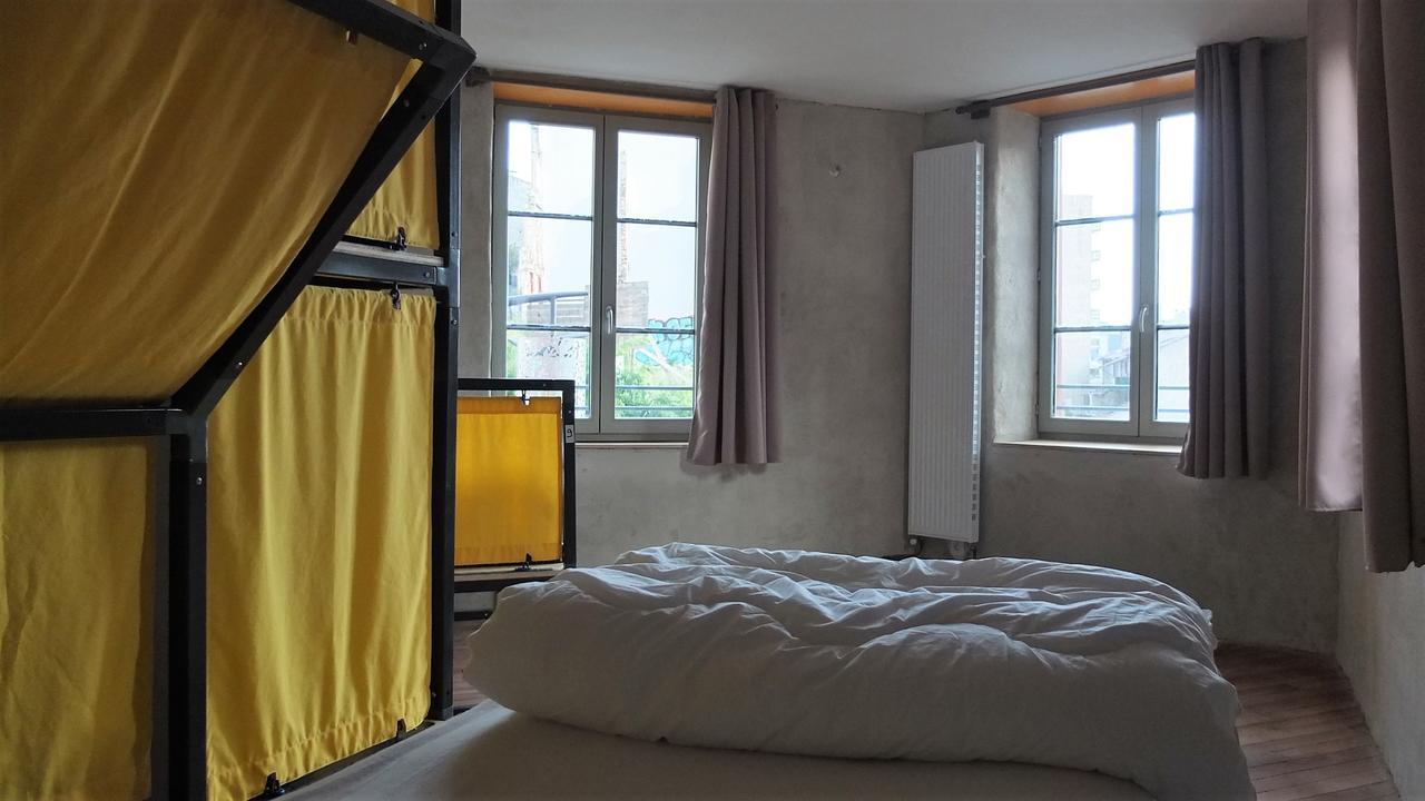 La Maison Rouge - Backpacker Hostel Saint-Etienne  Luaran gambar